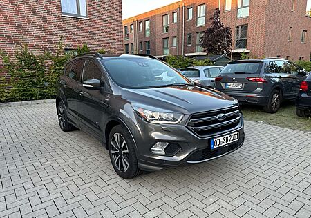 Ford Kuga 2.0 TDCi 4x4 Aut. ST-Line