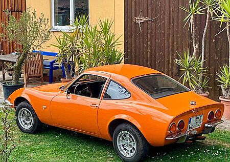 Opel GT 1900