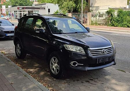 Toyota RAV 4 RAV4 D4D 2011