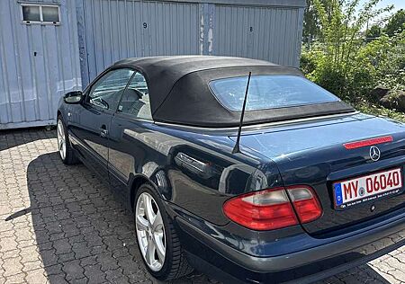 Mercedes-Benz CLK 200 Cabrio Sport