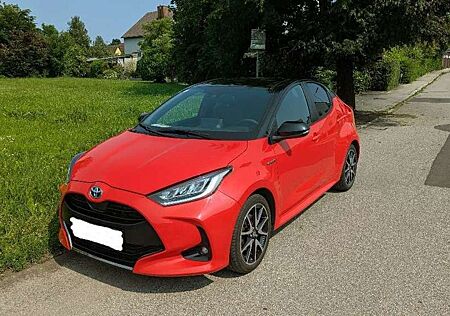 Toyota Yaris 1.5-l-VVT-i Hybrid Premiere Navi Alu Kamer
