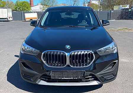 BMW X1 sDrive 18 d Advantage Panorama/Automa./AHK/Kamera/