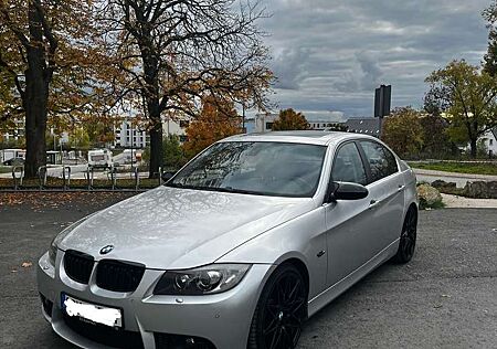 BMW 325 E90-AUT.-VOLLAUSSTATTUNG-XENON-19ZOLL uvm.