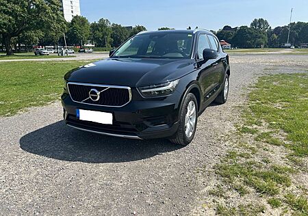 Volvo XC 40 XC40 XC40 Diesel D3 Geartronic Momentum Pro