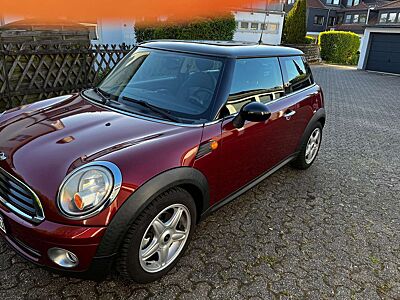 MINI Cooper Mini Pepper Cooper - Top gepflegt, wenig gelaufen, Lederausstattung und Klima!