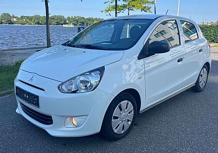 Mitsubishi Space Star Diamant Edition HU NEU KLIMA