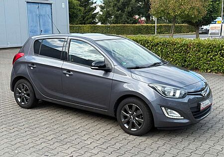 Hyundai i20 Classic Garantie* Klima* PDC* TÜV Neu*