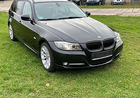 BMW 320i 320