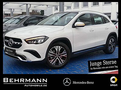Mercedes-Benz GLA 180 GLA 180 Progressive +Panorama+AHK+Distronic+LED+