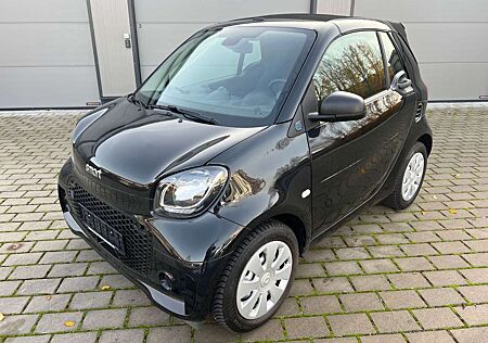 Smart ForTwo Cabrio EQ 22KW Schnellladen Temp KLIMAAUT