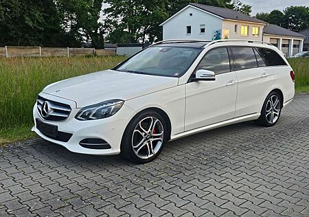Mercedes-Benz E 250 AHK StHz SH-gepfl. LED PANO MOPF W212 S212