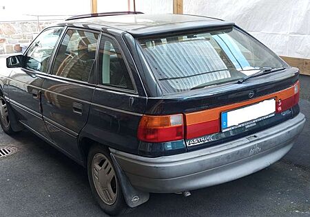 Opel Astra GL