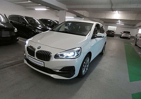 BMW 218 d Active Tourer *1.HAND*LEDER*NAVI