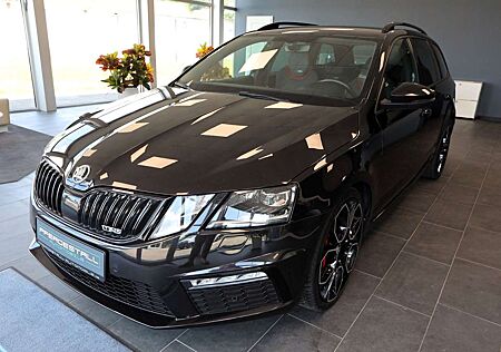 Skoda Octavia Combi RS 2.0 TSI Challenge Pro NAVI LED