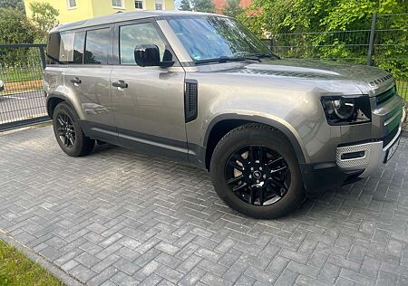 Land Rover Defender 130 D300 X-Dynamic HSE
