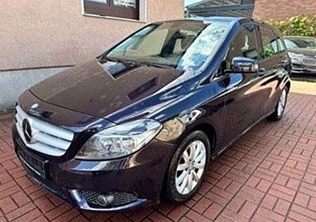 Mercedes-Benz B 180 AUTOMATIK+NAVI+ALU+SITZHEIZUNG