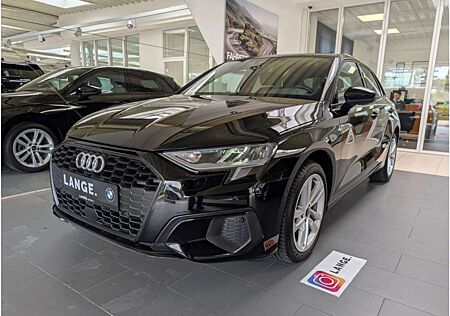 Audi A3 Sportback 35 TFSI 1.5 CarPlay SHZ Navi Distronic M