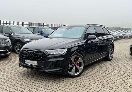 Audi Q7 60 TFSIe quattro - S LINE / S-SITZE / PANO