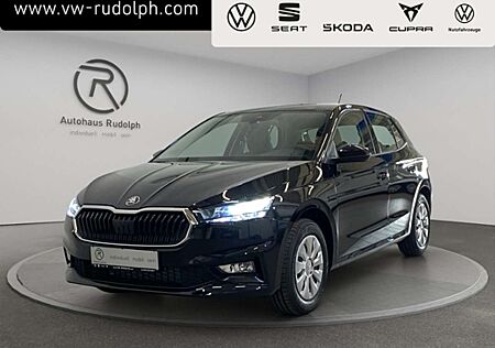 Skoda Fabia 1.0 TSI Essence / Smart Link Einparkhilfe