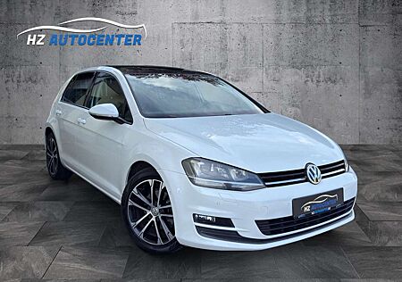 VW Golf Volkswagen VII Lim. 1.6 TDI DSG*PANO*XENON*PARKPILOT