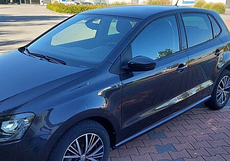 VW Polo Volkswagen 1.2 TSI Blue Motion Technology Allstar