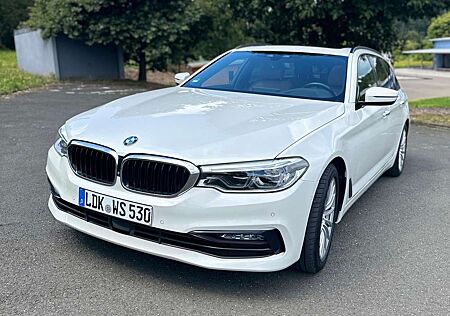 BMW 530d 530 5er Touring Diesel Touring Aut. Sport Line