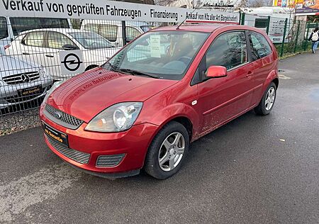 Ford Fiesta 1.3 Style mit KLIMA, Sitzheizung...TÜV 08/2026!