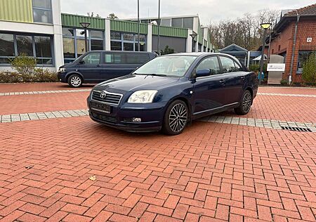 Toyota Avensis 1.8 VVT-i Executive