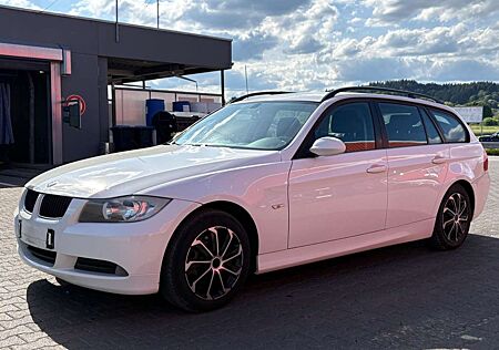 BMW 318 Touring M-Paket AHK Klima Alpinaweiss