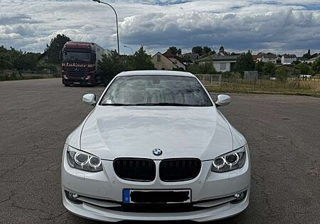 BMW 318i 318 Cabrio e93/Scheckheft/8fach bereift/Vollleder