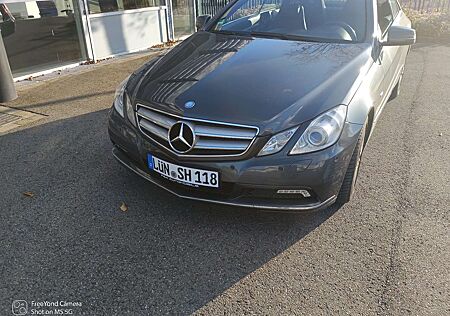 Mercedes-Benz E 250 CGI Coupe BlueEFFICIENCY Automatik Avantgarde