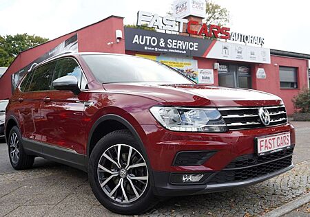VW Tiguan Allspace Volkswagen Comfortline 7-Sitzer Navi PDC!