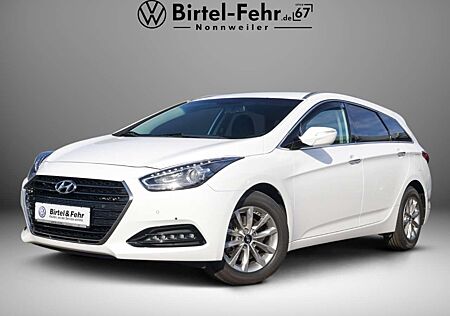 Hyundai i40 cw blue Trend 1.6 GDI LED Navi