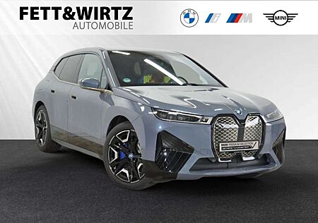 BMW iX xDrive50 Lr. 552,- br. o.Anz. 24Mon/5`Km p.A.
