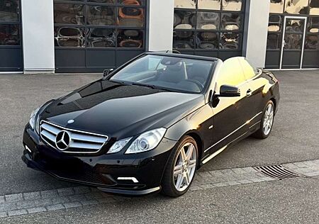 Mercedes-Benz E 200 CGI Cabrio BlueEFFICIENCY Avantgarde AMG Packet