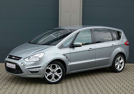 Ford S-Max Titanium S Navi PDC AHK Leder Tempomat