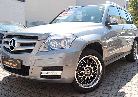 Mercedes-Benz GLK 220 CDI 1.Hand Leder Navi Xenon PDC AHK