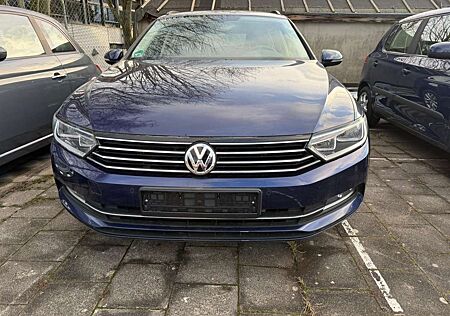 VW Passat Variant Volkswagen Comfortline BMT/1st Hand/TÜV&Moror Oil neu