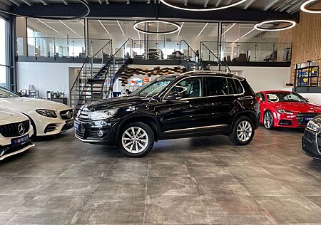 VW Tiguan Volkswagen Sport & Style 4Motion*Klima*Navi*Panorama