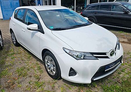 Toyota Auris Cool Klimaautomatik Tüv-Inspektion neu
