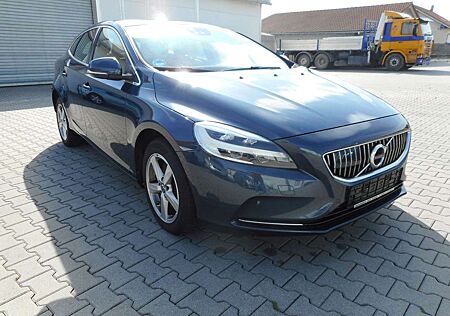Volvo V40 Inscription Leder Navi Kamera Panoramadach