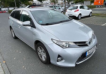 Toyota Auris Touring Sports Hybrid Life~1.HAND