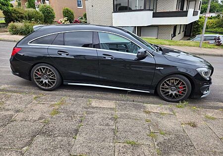 Mercedes-Benz CLA 45 AMG AMG+CLA+45+4Matic+Shooting+Brake+7G-DCT