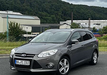 Ford Focus Turnier 1.0 EcoBoost Start-Stopp-System Titanium