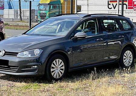 VW Golf Volkswagen Trendline BMT #DSG#Navi#PDC#SHZ