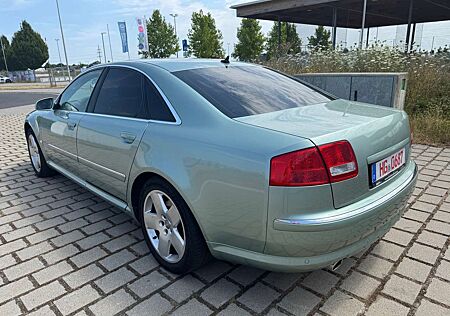 Audi A8 3.7 quattro Navi Klima pdc Liebhaberauto