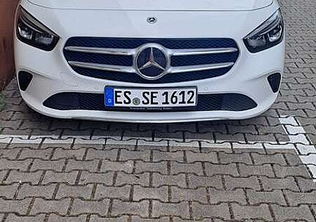 Mercedes-Benz 180