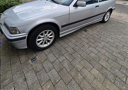 BMW 316i 316 +Sport+Edition