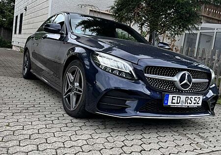 Mercedes-Benz C 300 9G-TRONIC AMG Line