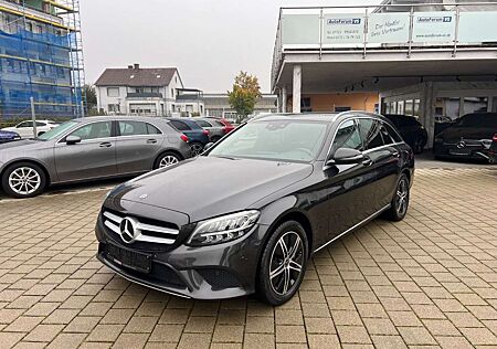 Mercedes-Benz C 300 T d 4Matic*Navi*LED*STH*RCAM